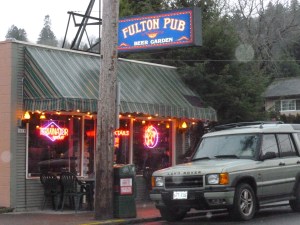 The Fulton - opened by the McMenamins in 1988 and reportedly the original home of Hammerhead Ale.