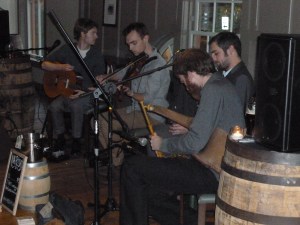 Entertainment more genteel than rock bands at Kelly's