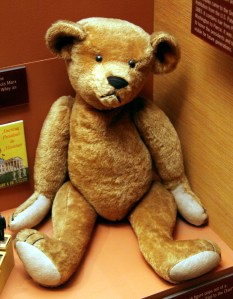 Wikimedia Commons (https://en.wikipedia.org/wiki/Teddy_bear#/media/File:Teddy_bear_early_1900s_-_Smithsonian_Museum_of_Natural_History.jpg)