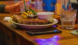 Yurs Facebook Site (https://www.facebook.com/yursbarandgrill/photos/a.164570114046/10157613838314047/?type=3&theater)