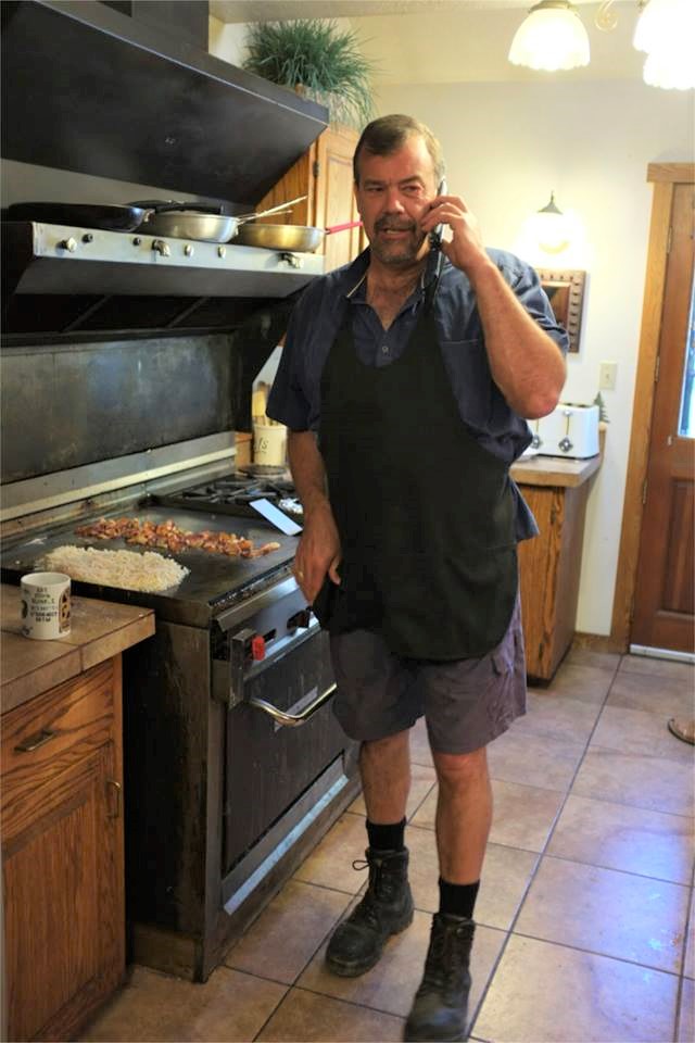 944915_10151789883094928_1934453164_n